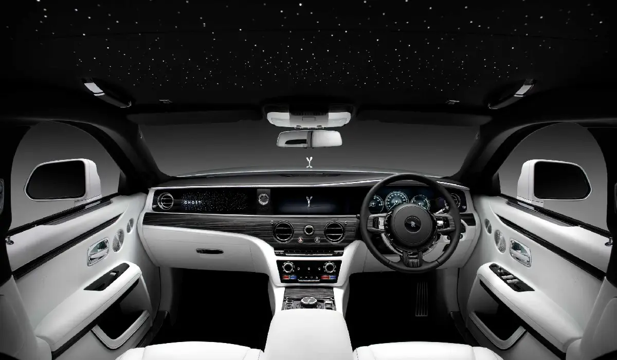 Rolls-Royce - Ghost V12 Extended - Car Rentals Near me - Used Cars Near me - Exclusive Concierge Club.webp